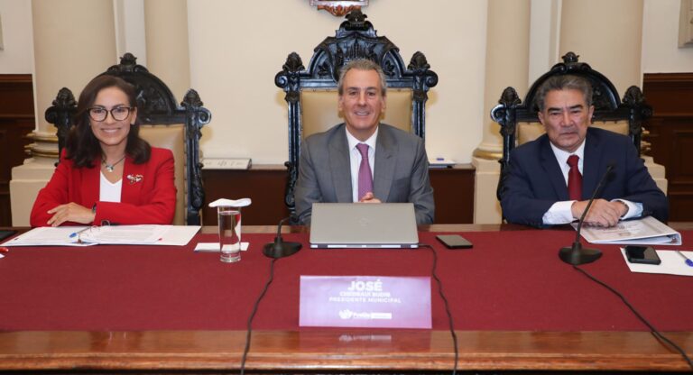 Aprueba Cabildo de Puebla reformas constitucionales del estado