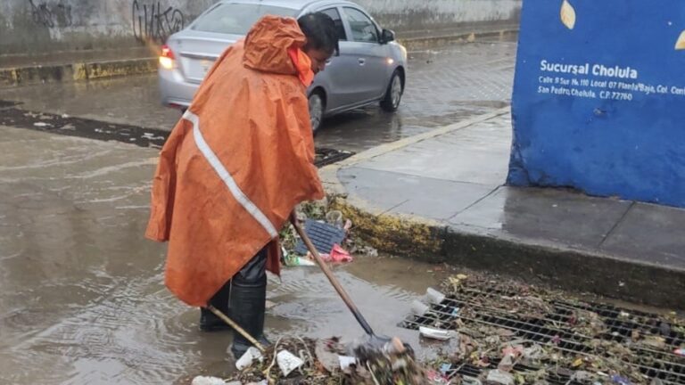 Gobierno de San Pedro Cholula atiende contingencia por lluvias con saldo blanco