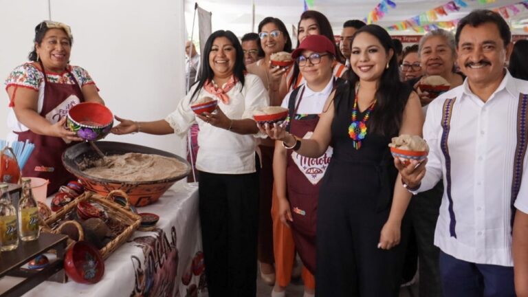 Tonantzin Fernández inaugura la Feria del Molote 2025 en San Pedro Cholula