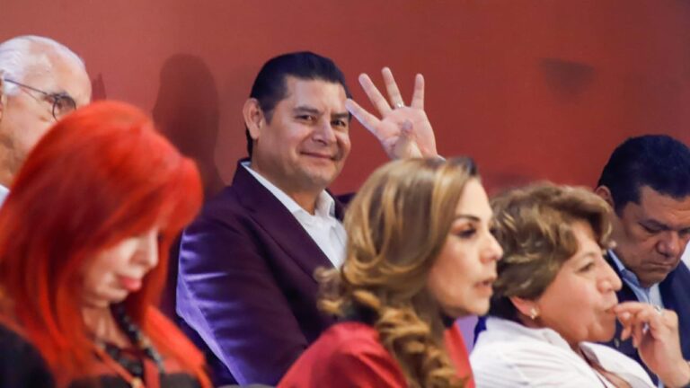 Gobernador Armenta refrenda respaldo a presidenta Claudia Sheinbaum y a Morena