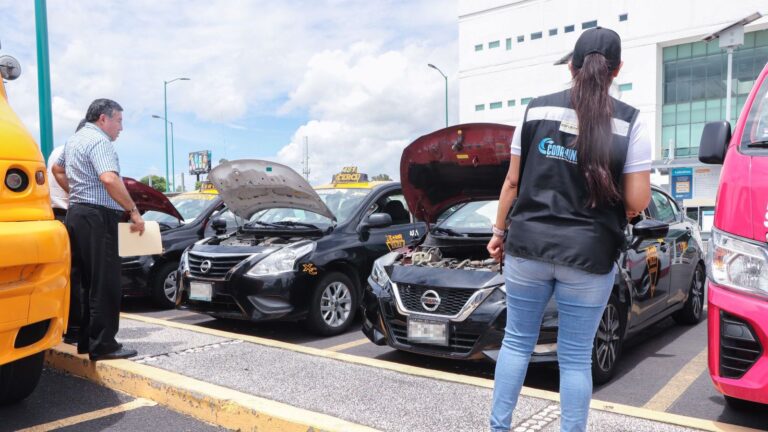 Por seguridad y certeza, inicia el reemplacamiento del transporte público en Puebla