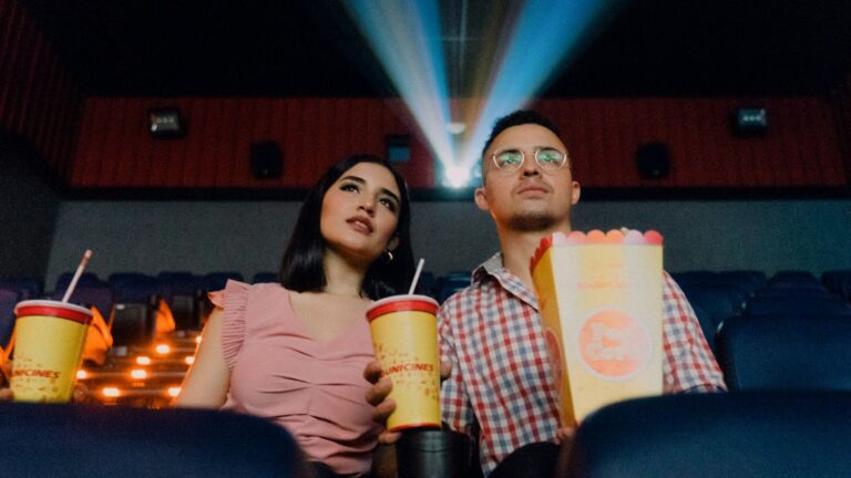 ¿Qué tan caro es ir al cine en América Latina?