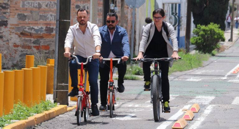Supervisa Gobierno de la Ciudad ampliación de la red de infraestructura ciclista de la capital