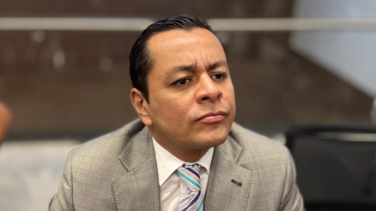 Juan Manuel Alonso suda la gota gorda en Texmelucan