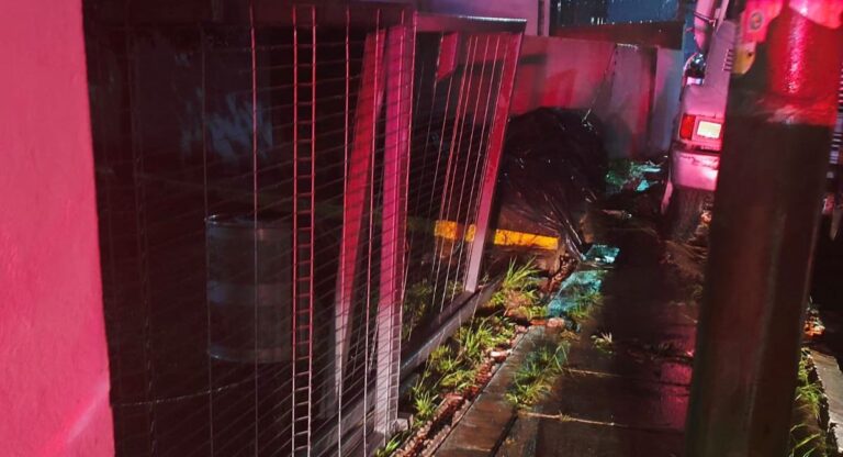 Por seguridad de las familias, atiende Protección Civil incidentes generados por lluvias