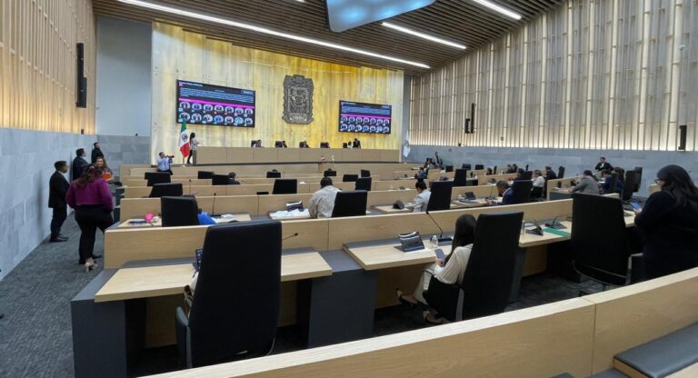 La sesenta y dos legislatura