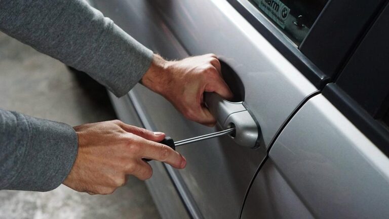 En el último año en México se roban 166 autos asegurados diarios, de los cuales se recuperan 70 