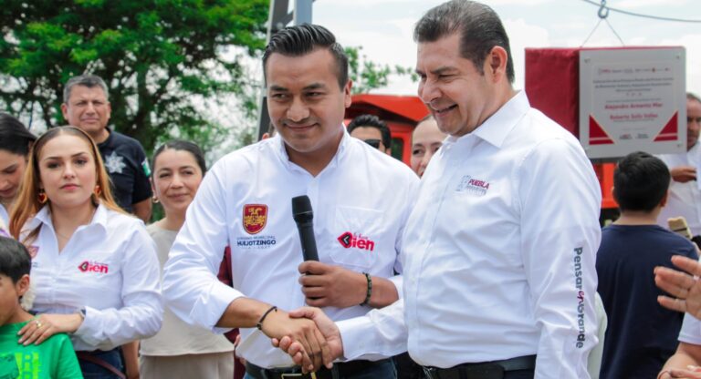 Alejandro Armenta y Roberto Solís colocan la primera piedra del primer Centro Microrregional de Bienestar Animal en Huejotzingo