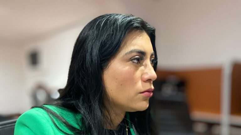 Cancelación de permisos a menores para conducir debe ser analizada con objetividad