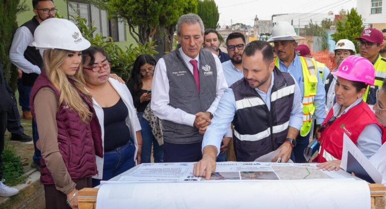 Supervisa Pepe Chedraui rehabilitación vial en la colonia Aquiles Serdán