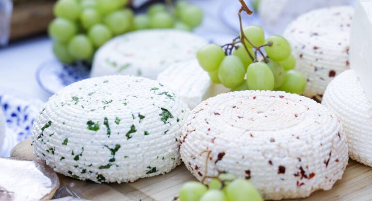 Presenta Lupita Cuautle 24ª Feria del Queso en Santa María Tonantzintla