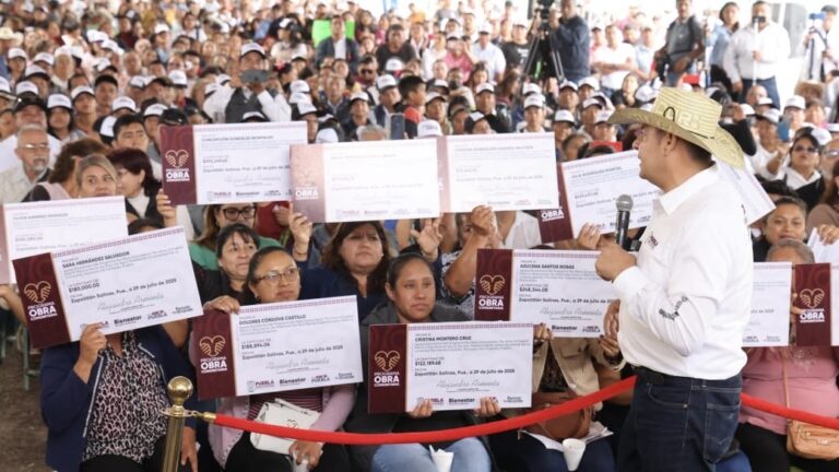 Acelera Armenta el desarrollo de la Sierra Negra con apoyos comunitarios y al campo
