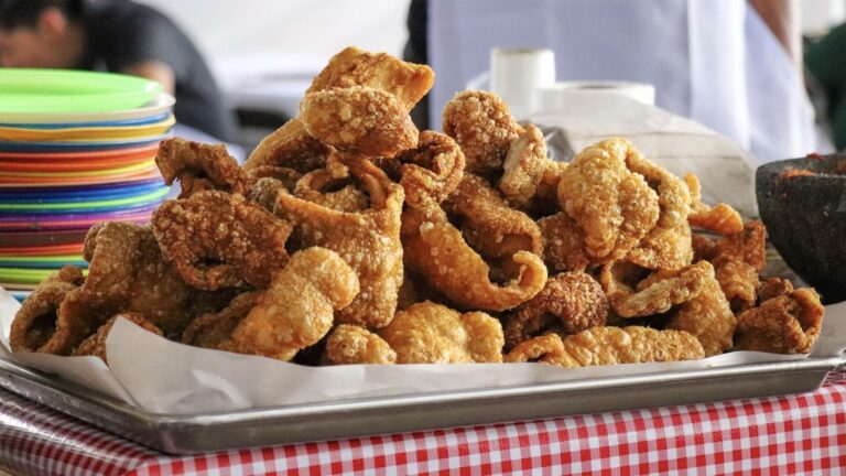 Sabor y tradición en Huejotzingo: Roberto Solís da inicio a la Feria de las Carnitas 2025