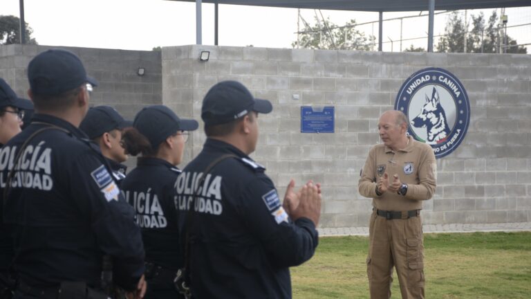 Unidad Canina K9 recibe certificación internacional