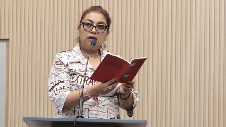 Presentan obras literarias en el Congreso del Estado