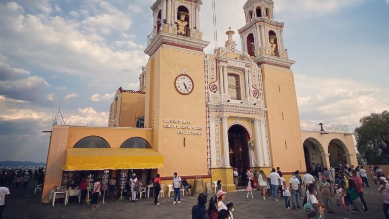 Afinan detalles de la Procesión de los Faroles en San Pedro Cholula 