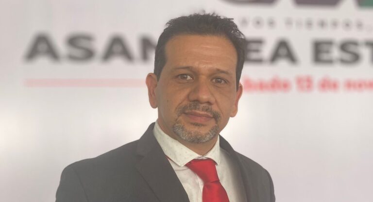 Exige Corriente Crítica del PRI a Néstor Camarillo deje su escaño en el Senado 