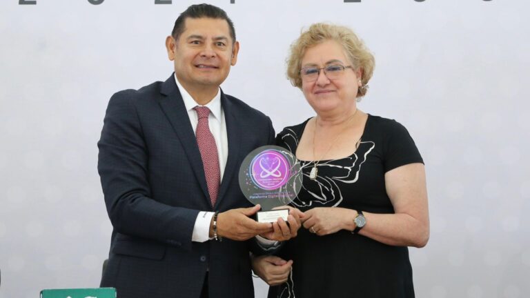 Por manejo transparente de recursos públicos, Gobierno de Puebla obtiene reconocimiento nacional