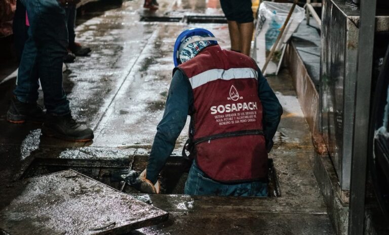 Participa Sosapach en  jornada de limpieza en el Mercado Cosme del Razo