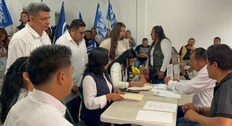 Mayra Ramírez va por la reelección en el PAN en Cuautlancingo