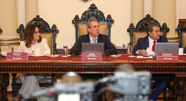 Aprueba Cabildo solicitar al Congreso del Estado autorización para llevar a cabo la concesión de paraderos en la capital