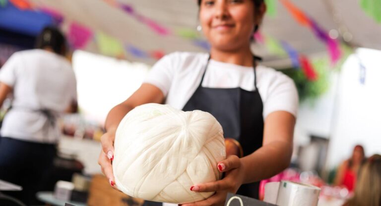 Inicia Feria del Queso en Santa Maria Tonantzintla