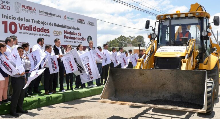 Pemex reafirma compromiso con Puebla; gobierno estatal recibe segunda entrega de asfalto
