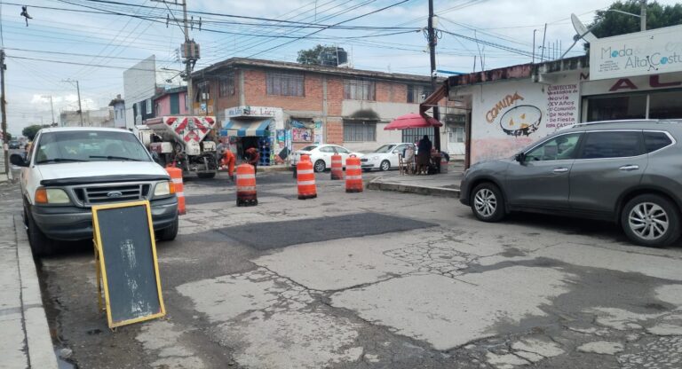 Programa de Bacheo llega a la colonia San Pedro