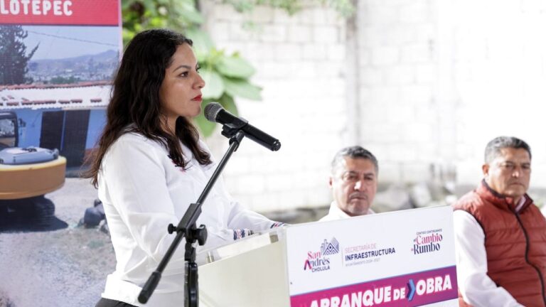 Inicia Lupita Cuautle ampliación de drenaje sanitario en San Antonio Cacalotepec