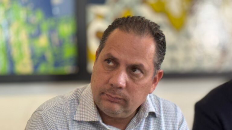 Hasta que haya convocatoria definiré si levanto la mano para la alcaldía de Puebla