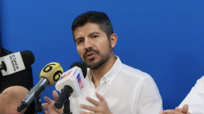 De cambios en MC-PAN y las porras en el evento de Armenta