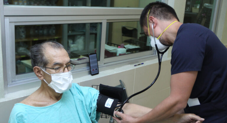 IMSS llama a la detección temprana de Mieloma Múltiple para prevenir complicaciones