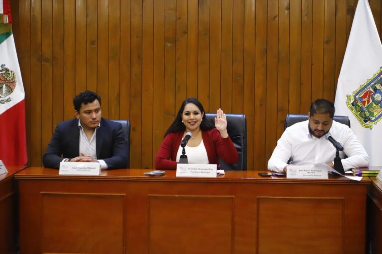 Pese a extorsión y amenazas del Síndico Municipal, Cabildo de San Pedro Cholula logra avanzar en pago de laudos