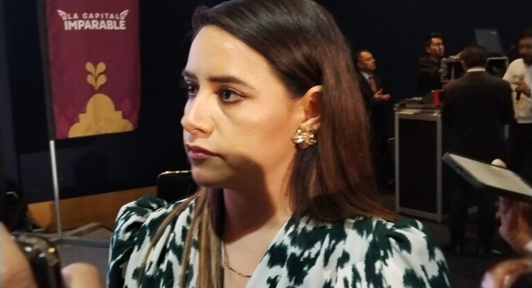 Busca evitar consumo de drogas con la impartición  de pláticas preventivas