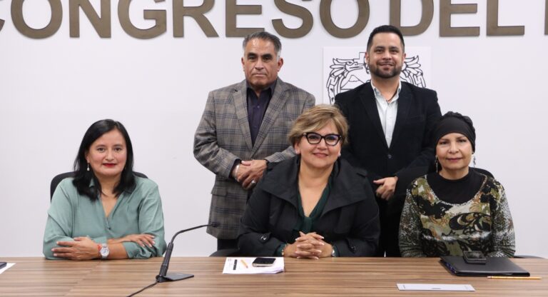 Avalan en Comisión del Congreso propuesta para cuidado de la apicultura