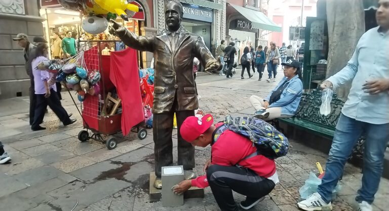 Interviene Ayuntamiento de Puebla esculturas en el Centro Histórico