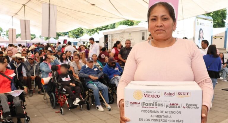 Entrega SEDIF apoyos por 9.6 millones de pesos en microrregión de Acatzingo