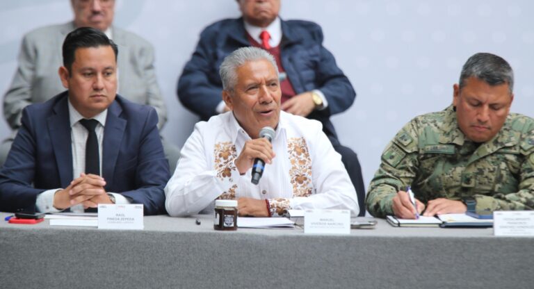 Educación en Puebla inicia ciclo escolar con visión de futuro