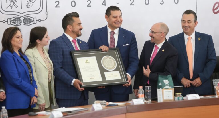 “Viernes muy Mexicano” arranca en Puebla, impulsa consumo local y reactiva mercado interno