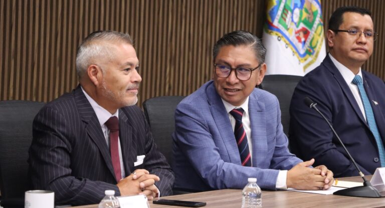 Reconocen en el Congreso del Estado a personas destacadas en la música y la danza mexicana