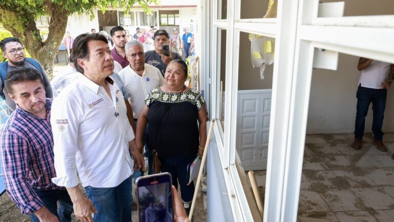 Supervisa titular de la SEP federal escuelas afectadas por las pasadas lluvias