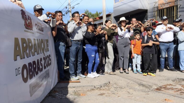“Seguiremos dignificando las vialidades de todo San Pedro Cholula”: Tonantzin Fernández