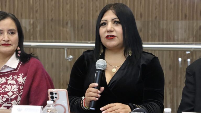 Presentan Parlamento Internacional de Derechos Humanos en favor de migrantes poblanos