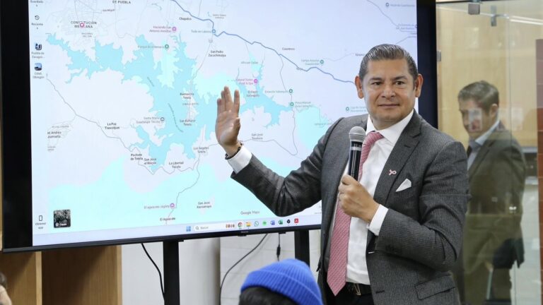 Gobierno de Puebla trabaja por un estado conectado, seguro y sin corrupción: Armenta