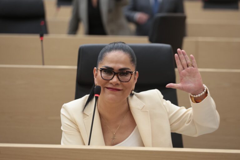 Impulsa diputada Fedrha Suriano programas para mejorar la conectividad y digitalizar trámites 