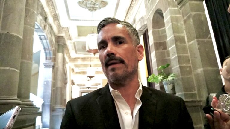 Cerraremos el año con 21 mil luminarias modernizadas en la ciudad