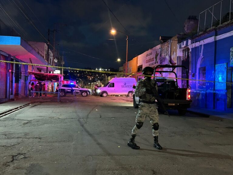 Joven es privado de la vida en inmediaciones del mercado La Acocota