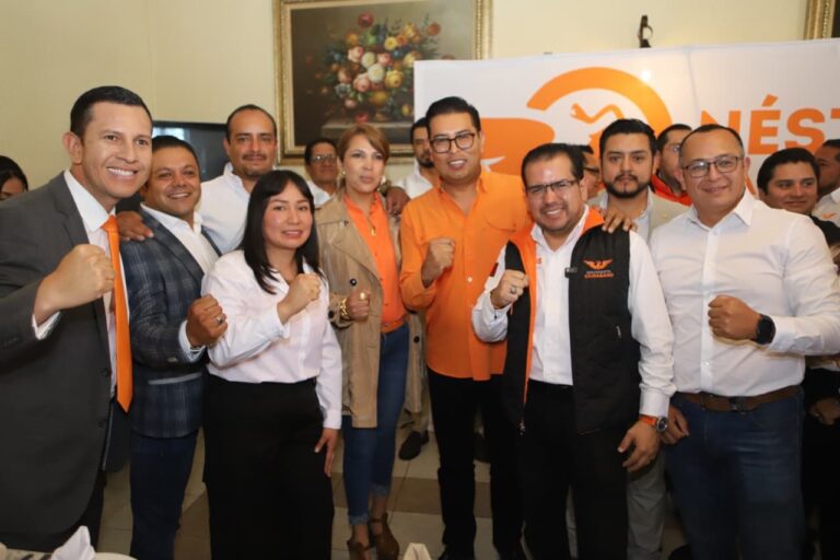 El senador Néstor Camarillo Medina se reúne con liderazgos del Distrito de San Martín Texmelucan