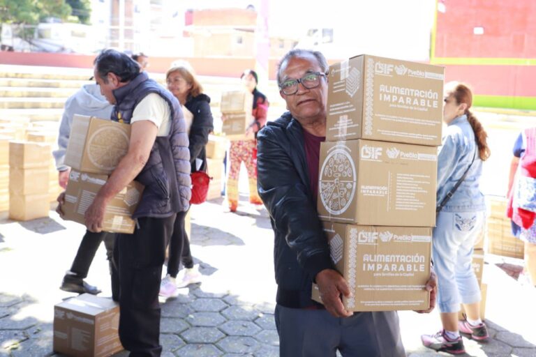 Programa “Alimentación Imparable” del DIF Puebla Capital llega a familias de la U.H. La Margarita