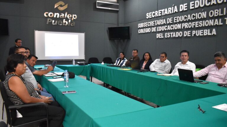 Conalep Puebla impulsa optimización de aprovechamiento académico